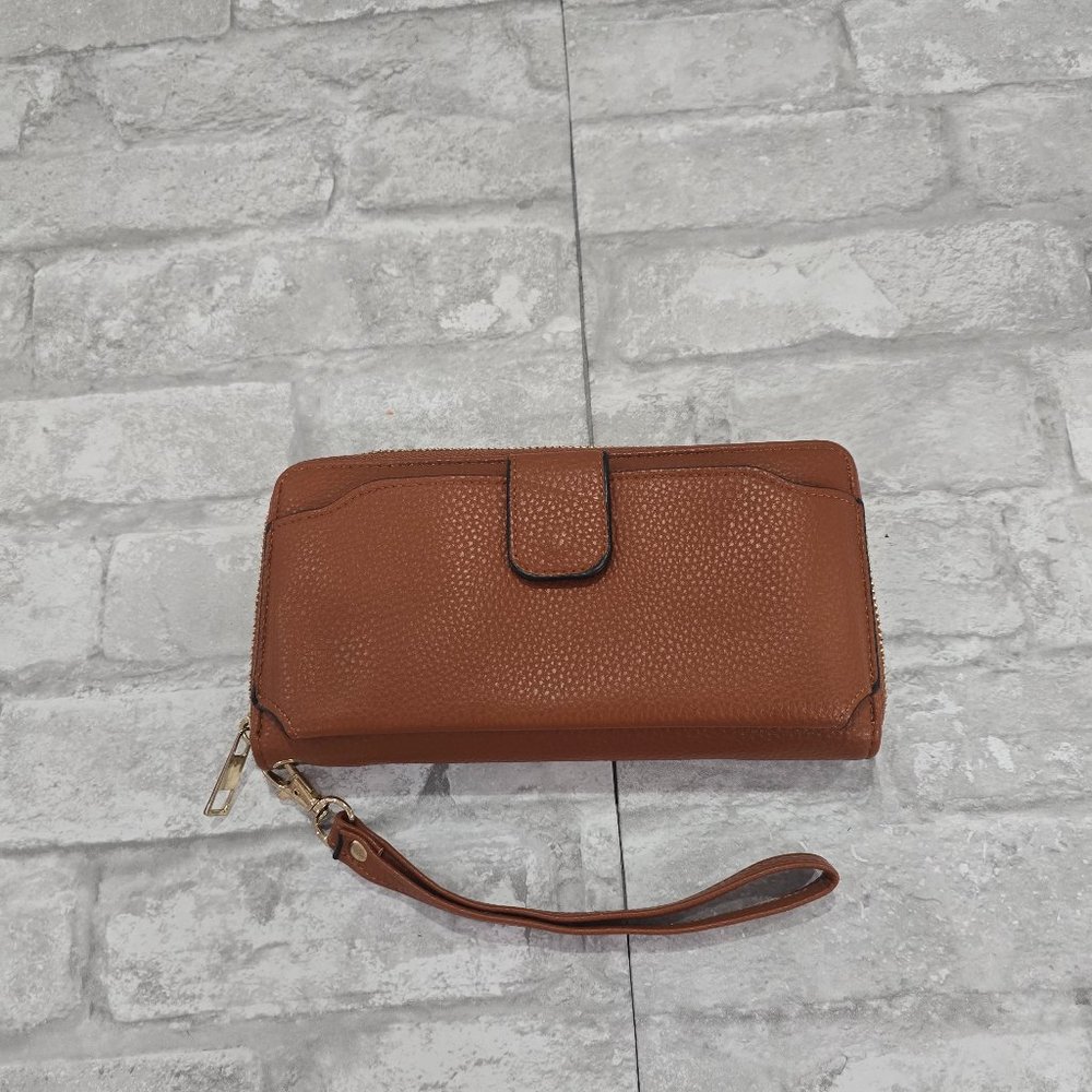 Women Wristlet Wallet Zip Around Handbag Brown Leather? Gold Lined Fabric 9x5